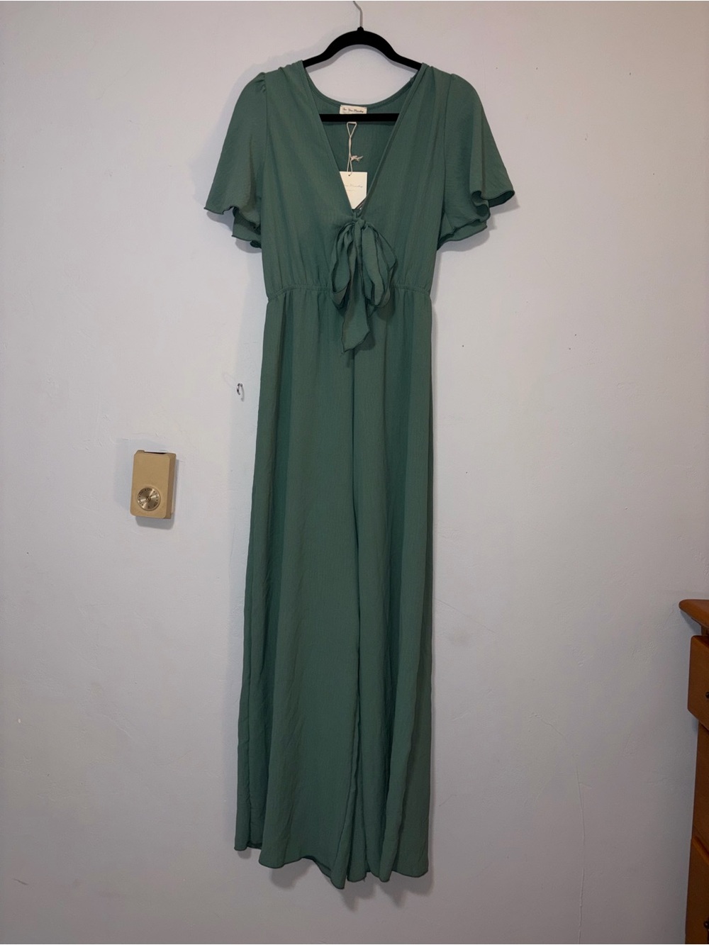 Green V-Neck Tie-Front Maxi Dress